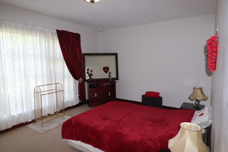 4 Bedroom Property for Sale in Hillsboro Free State